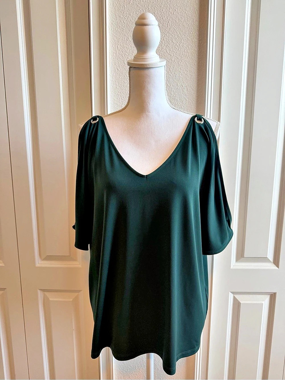 The Limited Green Tunic Top Medium Like New